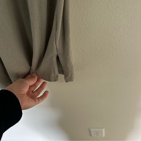 J JILL Embroidered Tunic Top - Picture 7 of 8